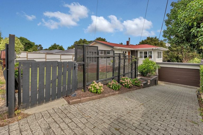 Photo of property in 21 George Point Road, Onerahi, Whangarei, 0110