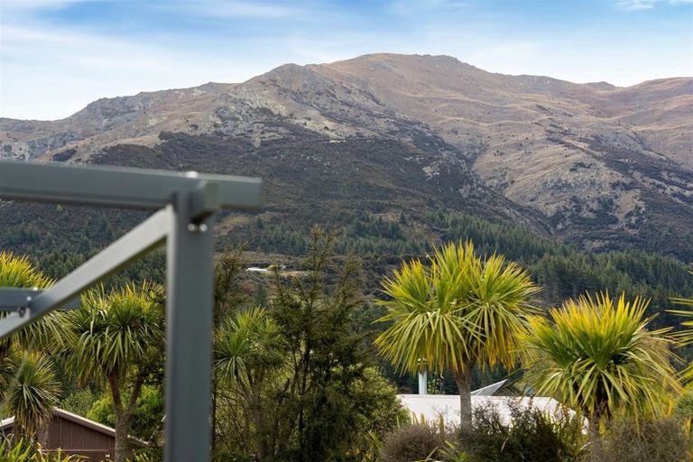 Photo of property in 23 Hewson Crescent, Lake Hawea, Wanaka, 9382