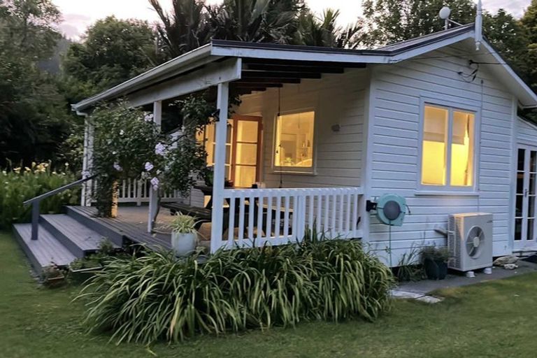 Photo of property in 4 Titoki Place, Tangoio, Napier, 4181