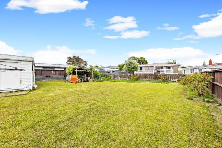 Photo of property in 119 Beaumonts Way, Manurewa, Auckland, 2102