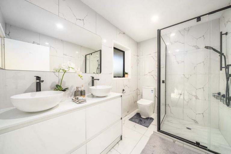 Photo of property in 5 Ashfield Grove, Churton Park, Wellington, 6037