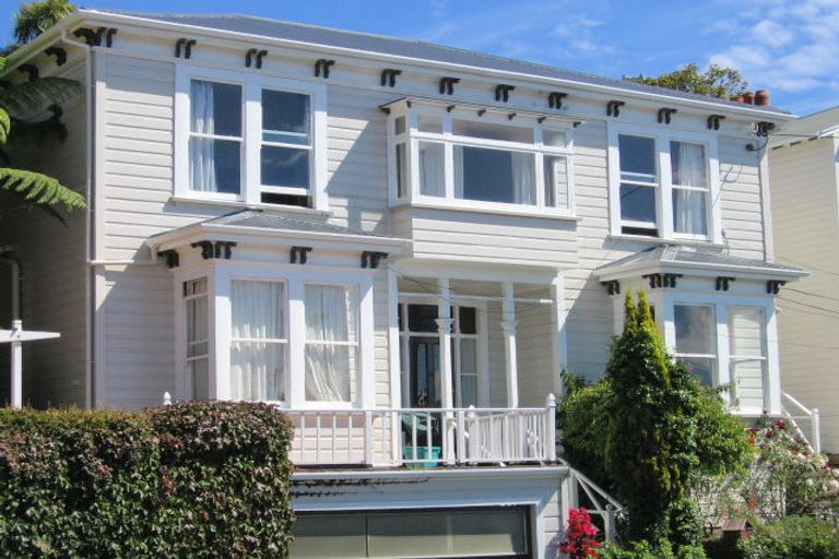 Photo of property in 44 Rawhiti Terrace, Kelburn, Wellington, 6012