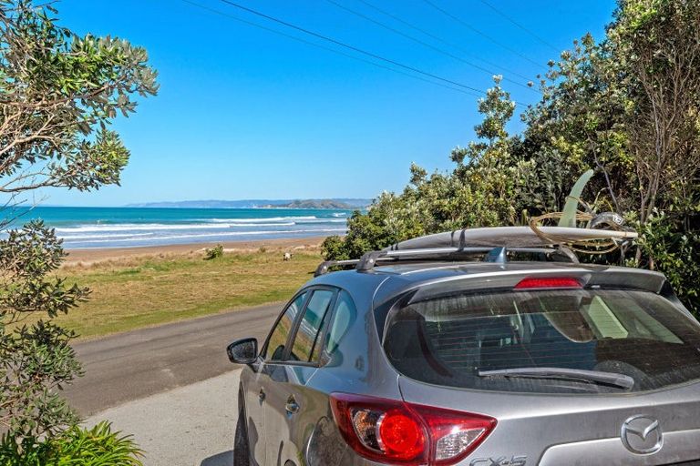 Photo of property in 1c Makorori Beach Road, Makorori, Gisborne, 4073