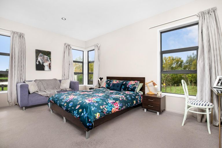 Photo of property in 317 Glenbrook Road, Kingseat, Pukekohe, 2679