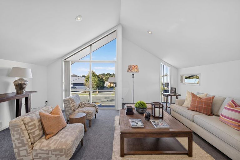 Photo of property in 43 Puhara Avenue, Parklands, Christchurch, 8083