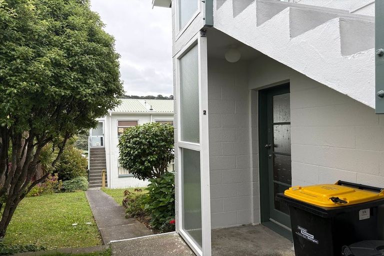 Photo of property in 2/6 Overtoun Terrace, Hataitai, Wellington, 6021