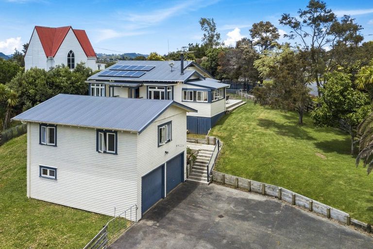 Photo of property in 22 North Crescent, Kaukapakapa, 0873