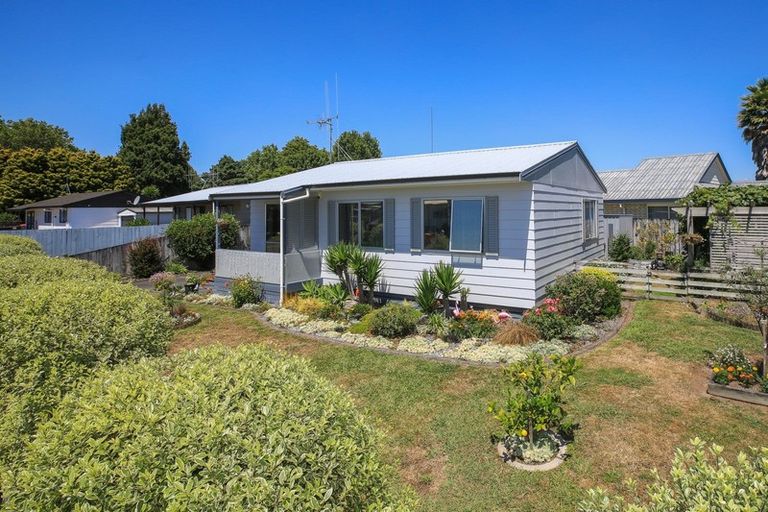 Photo of property in 53 Crawshaw Drive, Nawton, Hamilton, 3200