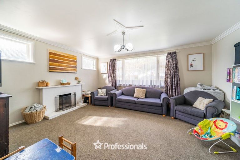 Photo of property in 23 Kereru Grove, Stokes Valley, Lower Hutt, 5019
