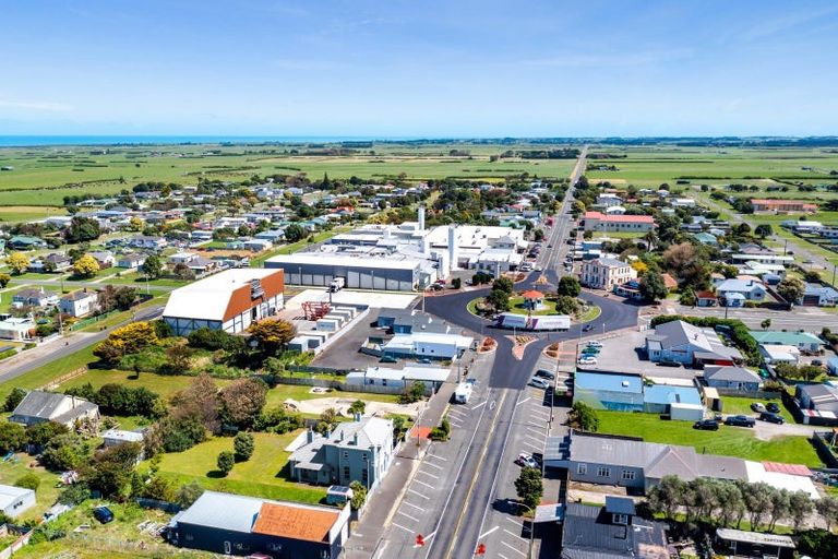 Photo of property in 58 South Road, Manaia, 4612