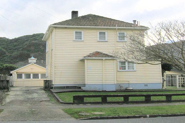 Photo of property in 123 Reynolds Street, Taita, Lower Hutt, 5011