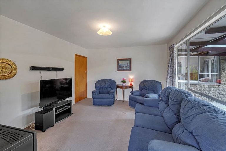 Photo of property in 36 Dickson Crescent, Hornby, Christchurch, 8042