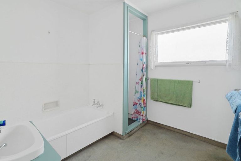 Photo of property in 12 Dryden Street, Stoke, Nelson, 7011