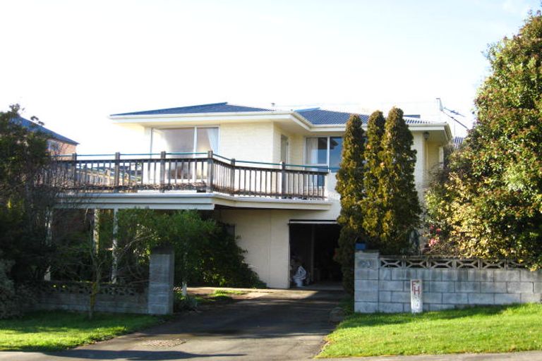 Photo of property in 28 Takahe Drive, Cashmere, Christchurch, 8022