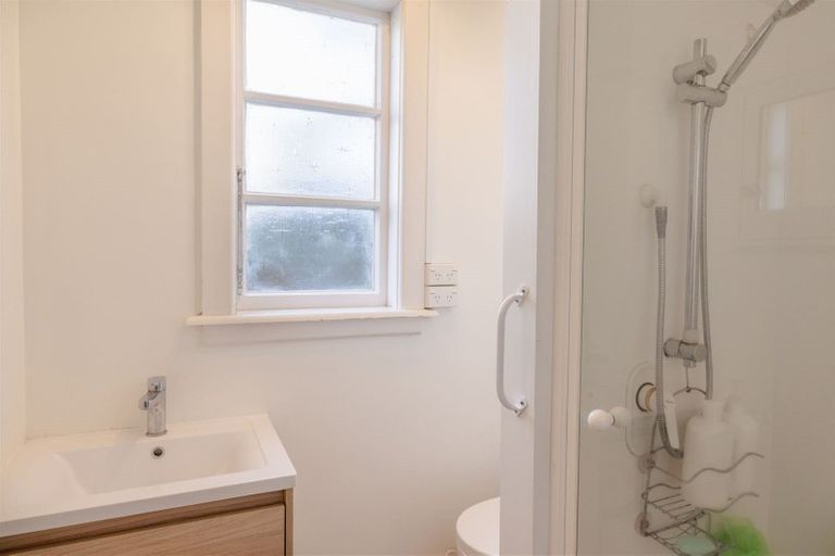 Photo of property in 3 Curletts Road, Sockburn, Christchurch, 8042