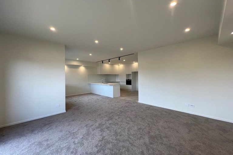 Photo of property in 3 Ki Roto Way, Flat Bush, Auckland, 2019