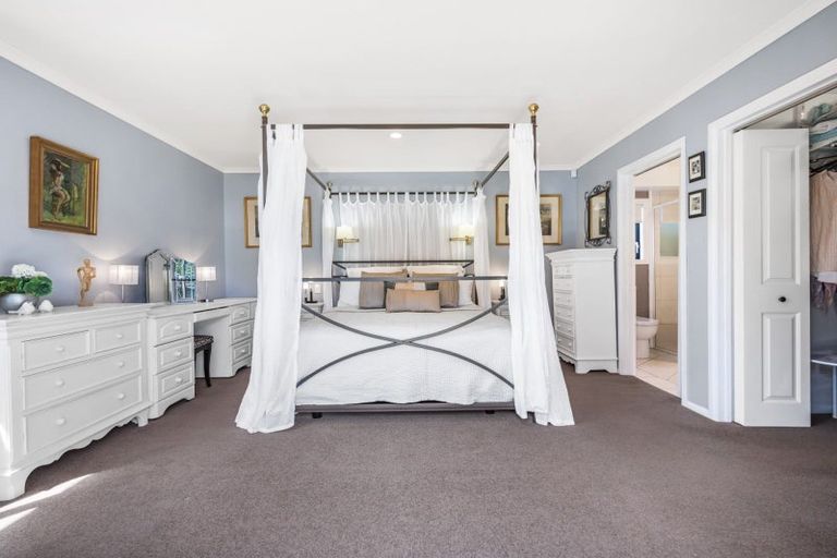 Photo of property in 7 Piha Close, Papamoa Beach, Papamoa, 3118