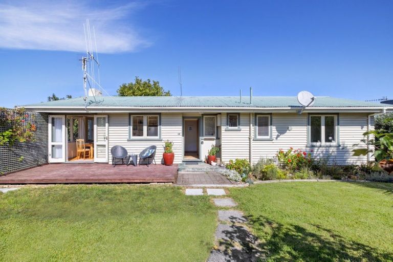 Photo of property in 10 Kingswood Road, Brookfield, Tauranga, 3110