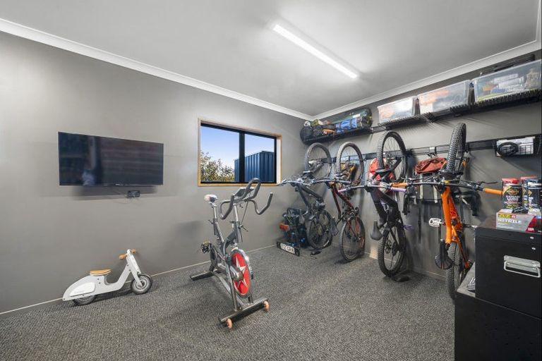 Photo of property in 24 Grace James Road, Pukekohe, 2120