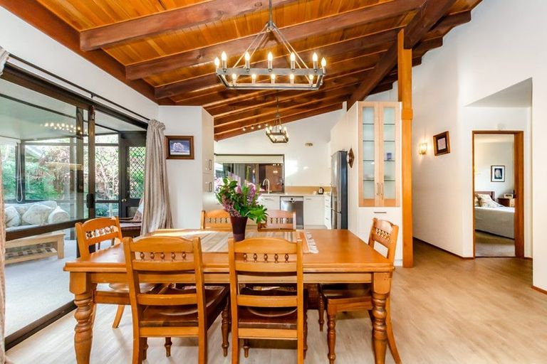 Photo of property in 1 Manu Grove, Waikanae, 5036