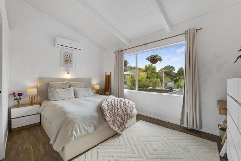 Photo of property in 17b Clawton Street, Westown, New Plymouth, 4310