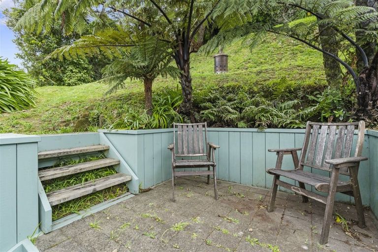 Photo of property in 19 Camellia Terrace, Maungaraki, Lower Hutt, 5010