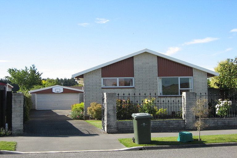 Photo of property in 20 Chadlington Street, Parklands, Christchurch, 8083