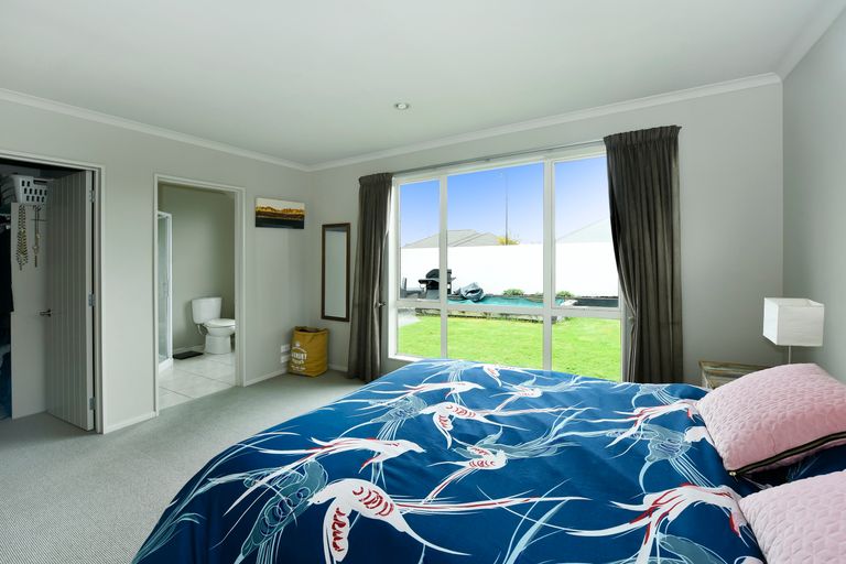 Photo of property in 51 Cambelldon Crescent, Stoke, Nelson, 7011