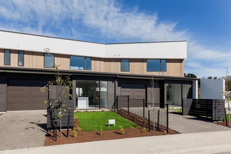 Photo of property in 14 Dave Jamieson Lane, Hillmorton, Christchurch, 8024