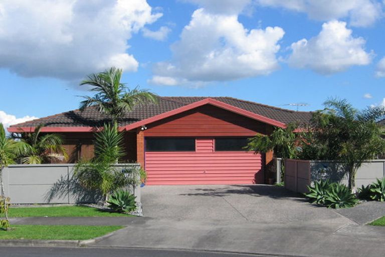 Photo of property in 34 Fremantle Place, Pakuranga Heights, Auckland, 2010