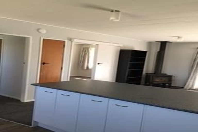 Photo of property in 8a Wyndham Road, Hannahs Bay, Rotorua, 3010