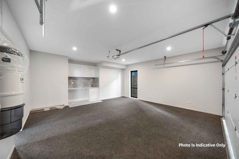 Photo of property in 60 Drumbuoy Drive, Flat Bush, Auckland, 2019