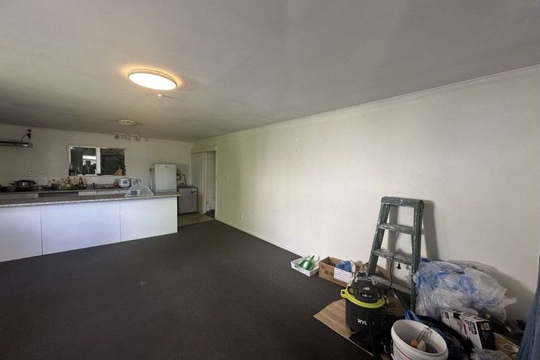 Photo of property in 46 Glendene Avenue, Glendene, Auckland, 0602