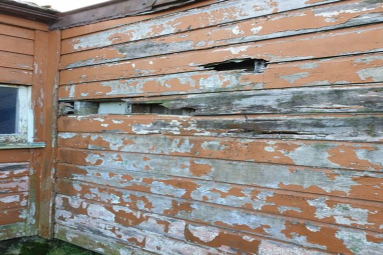 Photo of property in 52 Railway Street, Eltham, 4322