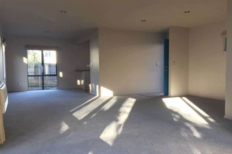 Photo of property in 99 Brockworth Place, Riccarton, Christchurch, 8011