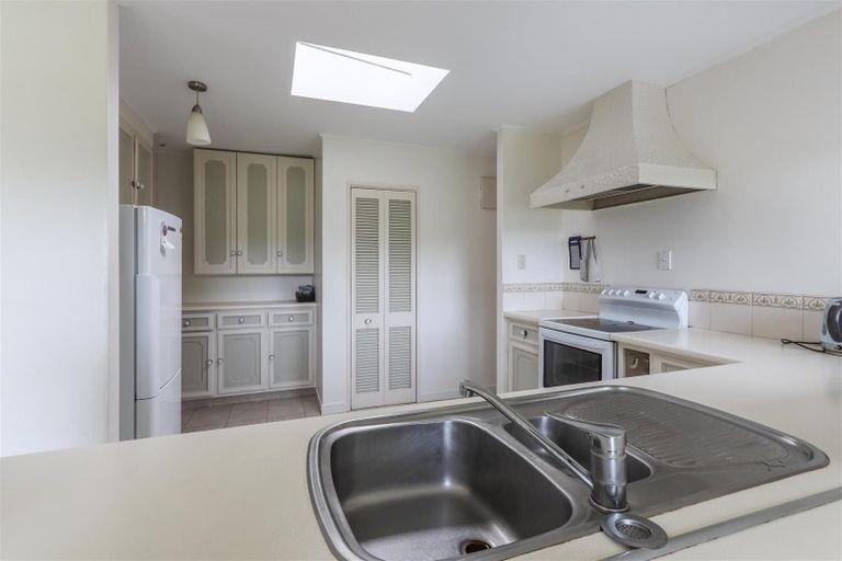 Photo of property in 16 Gwendoline Street, Glenholme, Rotorua, 3010