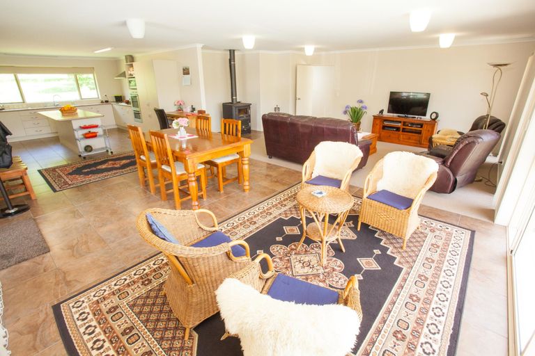 Photo of property in 526 Waitetuna Valley Road, Waitetuna, Raglan, 3295