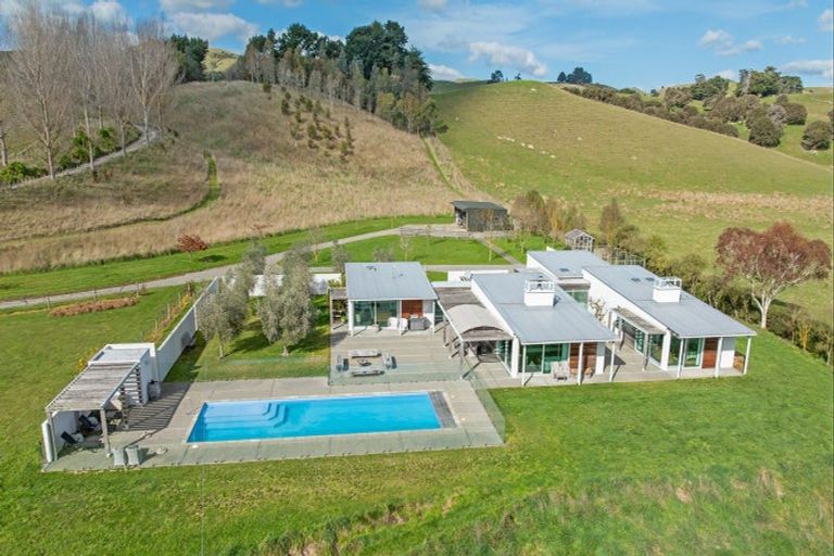 Photo of property in 752 Ponatahi Road, Martinborough, Carterton, 5792