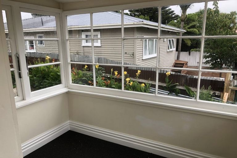 Photo of property in 43 Pretoria Street, Hutt Central, Lower Hutt, 5010