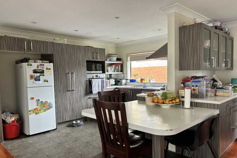 Photo of property in 7a Waterfront Road, Mangere Bridge, Auckland, 2022