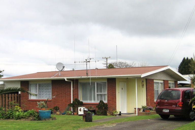 Photo of property in 4 Smiths Road, Matua, Tauranga, 3110