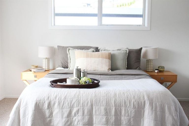 Photo of property in 47 Stockport Grove, Churton Park, Wellington, 6037