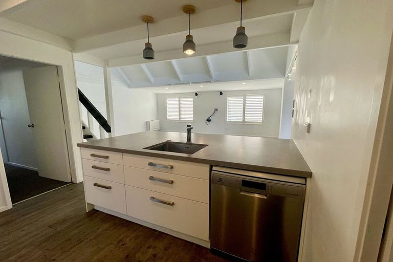 Photo of property in 161 Karewa Parade, Papamoa Beach, Papamoa, 3118