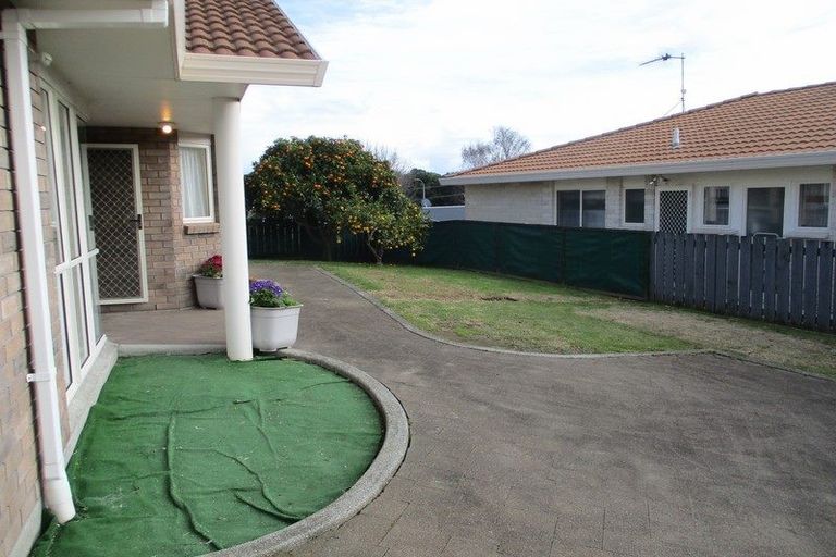Photo of property in 8/492 Otumoetai Road, Otumoetai, Tauranga, 3110
