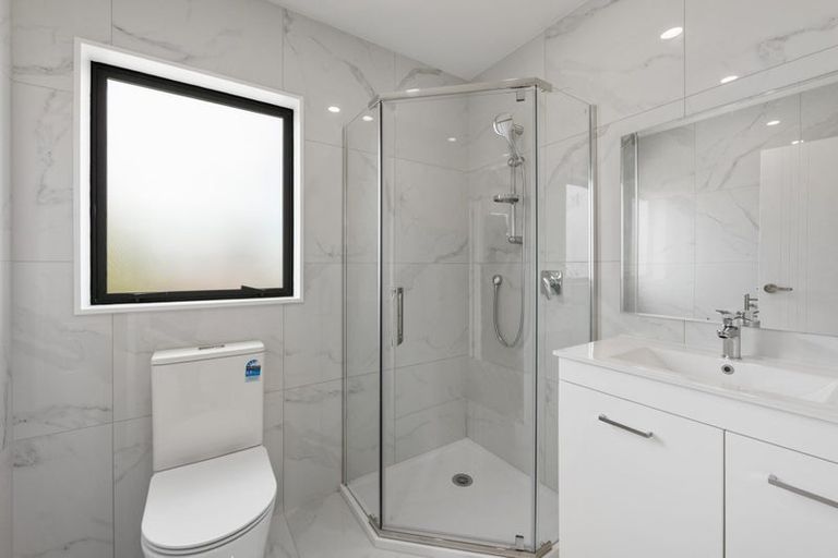 Photo of property in 29c Rice Crescent, Papakura, 2110