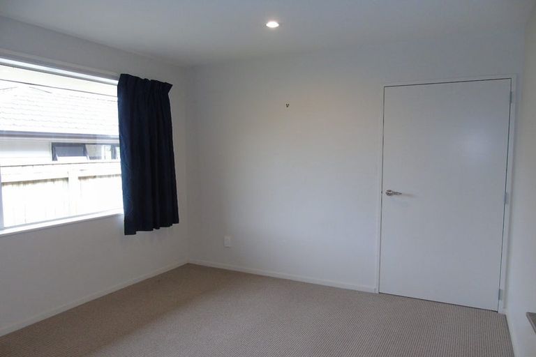 Photo of property in 12 Tararua Close, Aotea, Porirua, 5024