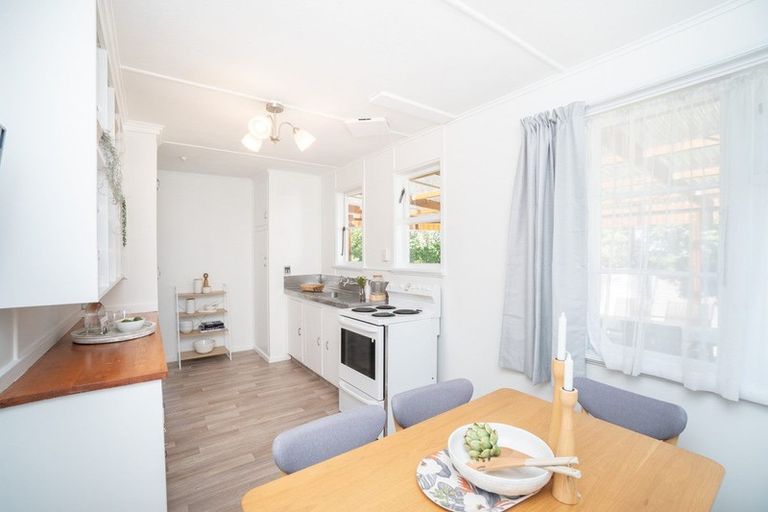 Photo of property in 48 Upham Terrace, Roslyn, Palmerston North, 4414