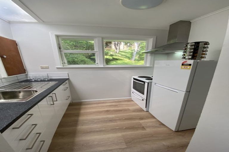 Photo of property in 72 Warwick Street, Wilton, Wellington, 6012