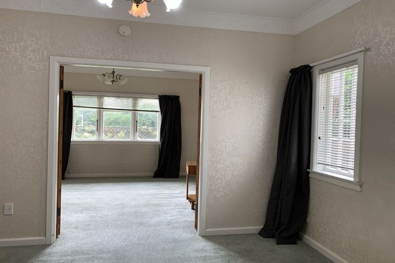 Photo of property in 204 Waiwhetu Road, Waterloo, Lower Hutt, 5011