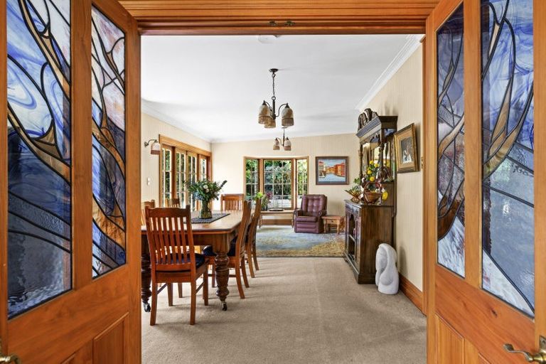 Photo of property in 43 Napier Terrace, Hospital Hill, Napier, 4110